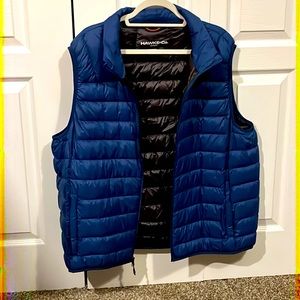 XXL blue Puffer vest by Hawks & Co. Like new condition. No visible flaws.